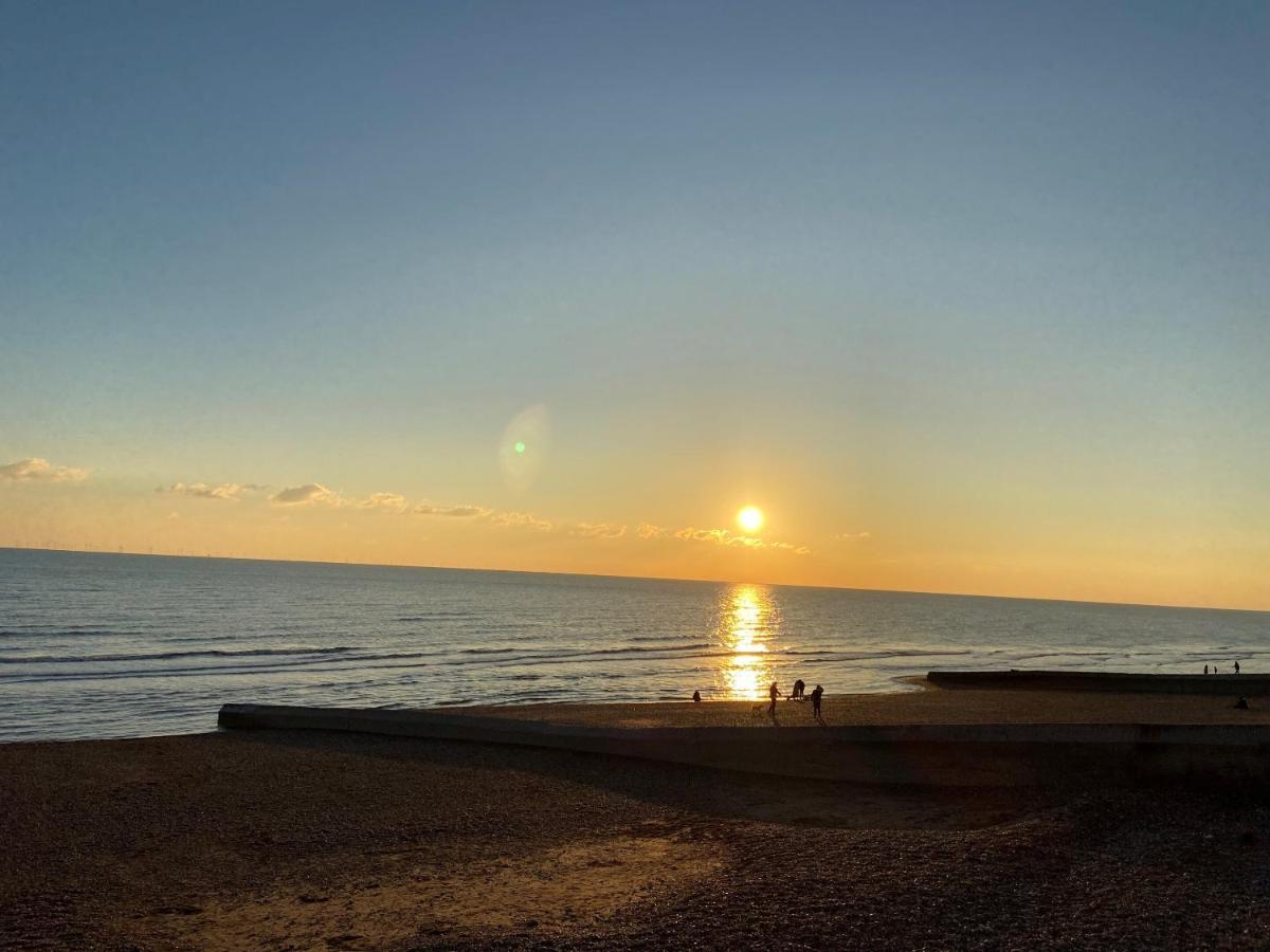 The Windsor Apartment By Gge, Brighton Beach, Sleeps 4 Ngoại thất bức ảnh